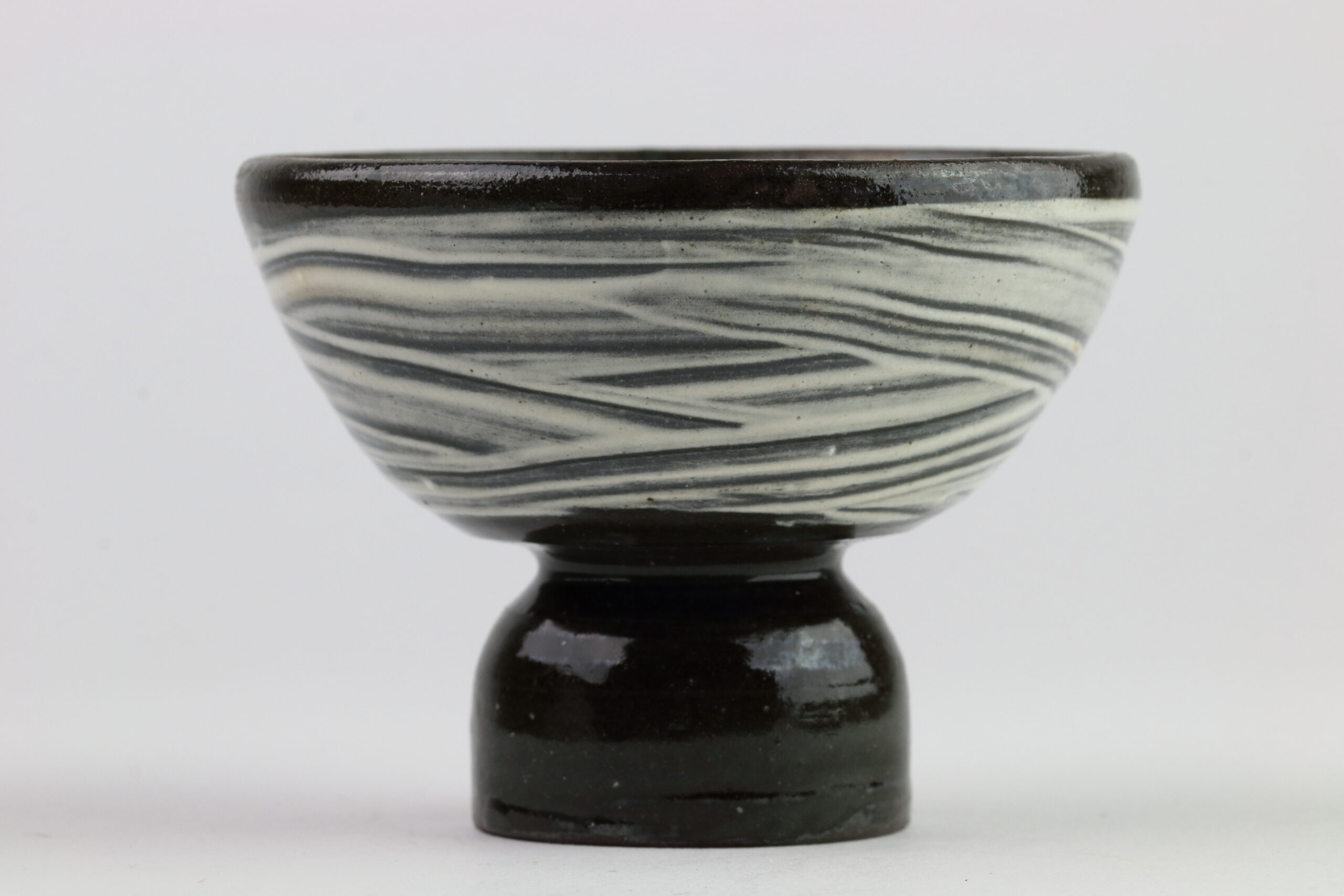 Designer-Keramik Kohiki Hakeme Bajyo-hai